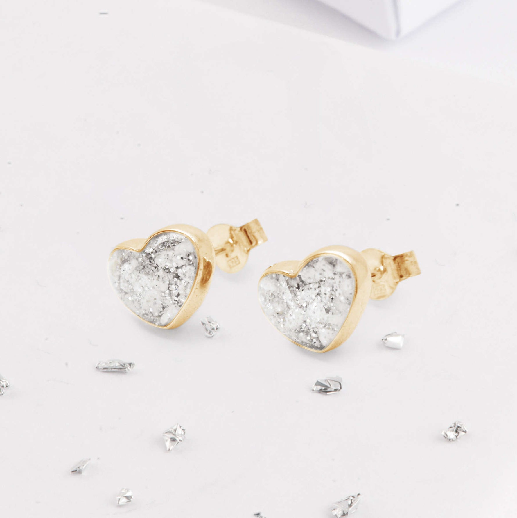 9ct Yellow Gold Ashes or Hair Resin Inlaid Heart Stud Earrings