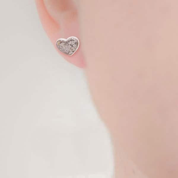 9ct Yellow Gold Ashes or Hair Resin Inlaid Heart Stud Earrings