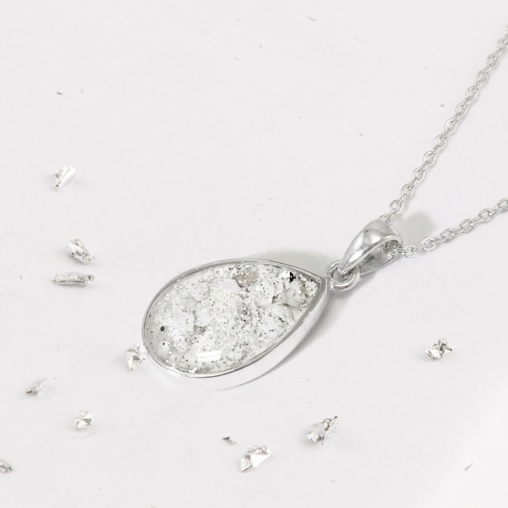 Small Resin Teardrop Inlaid Memorial Pendant
