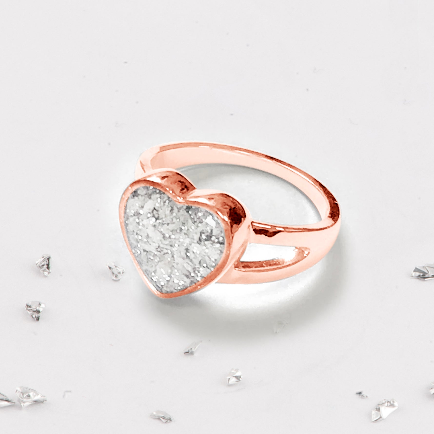 Gold Resin Inlaid Heart Ring