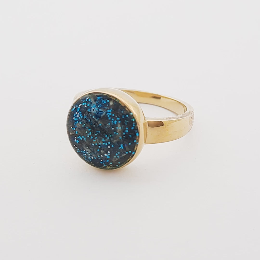 Gold Resin Inlaid Round Ring