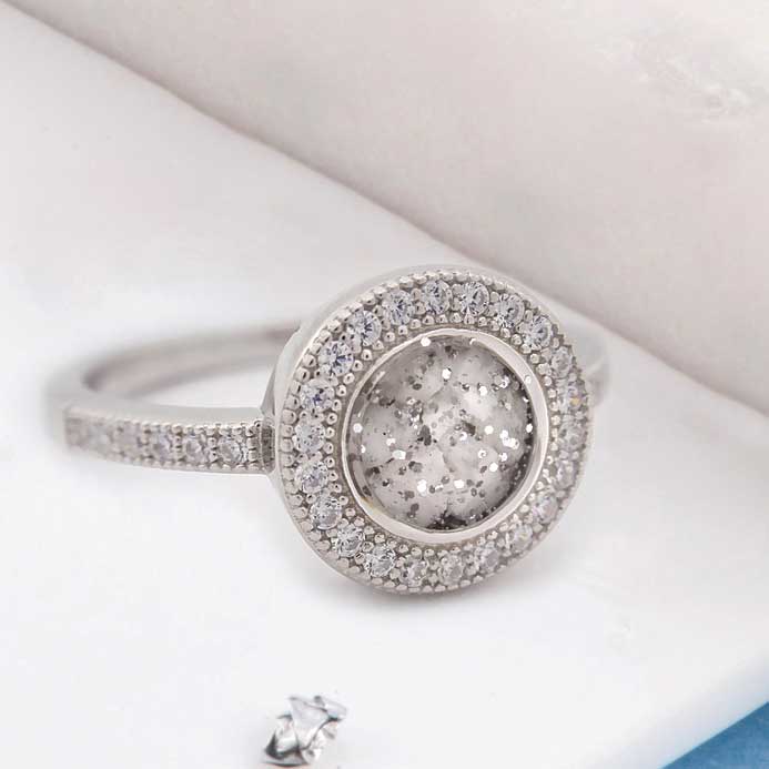 Round ashes or hair inlaid crystal halo ring