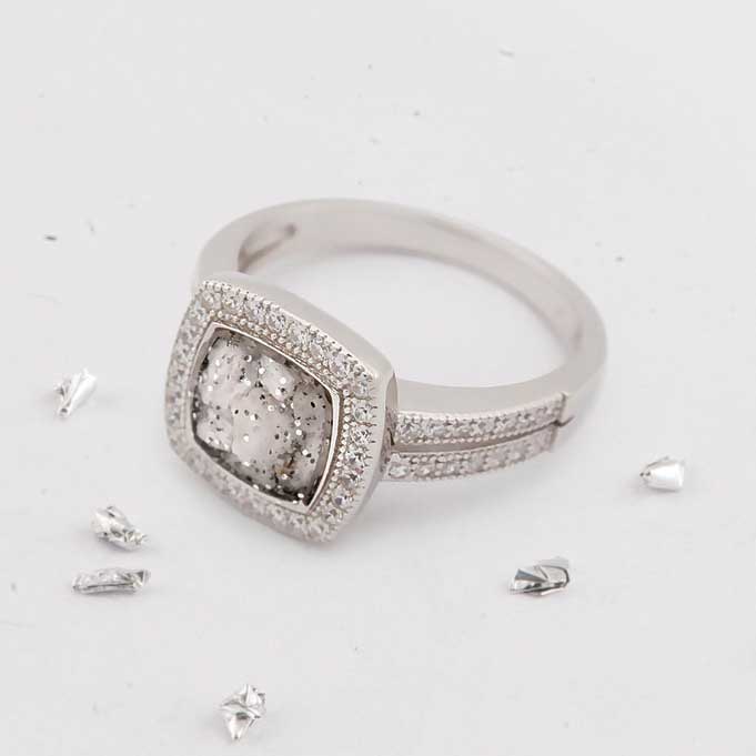 Square ashes or hair inlaid crystal halo ring
