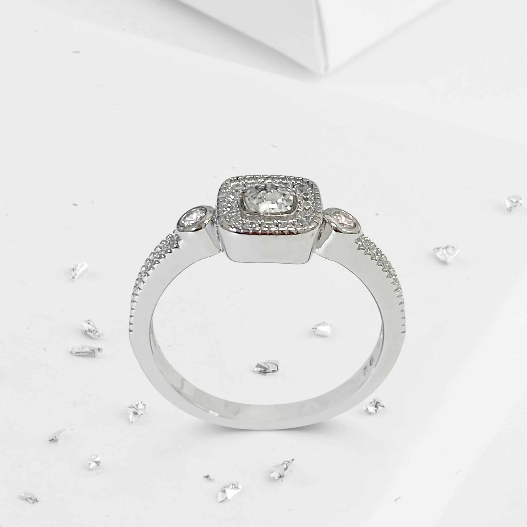 Square crystal cluster ashes or hair inlaid ring