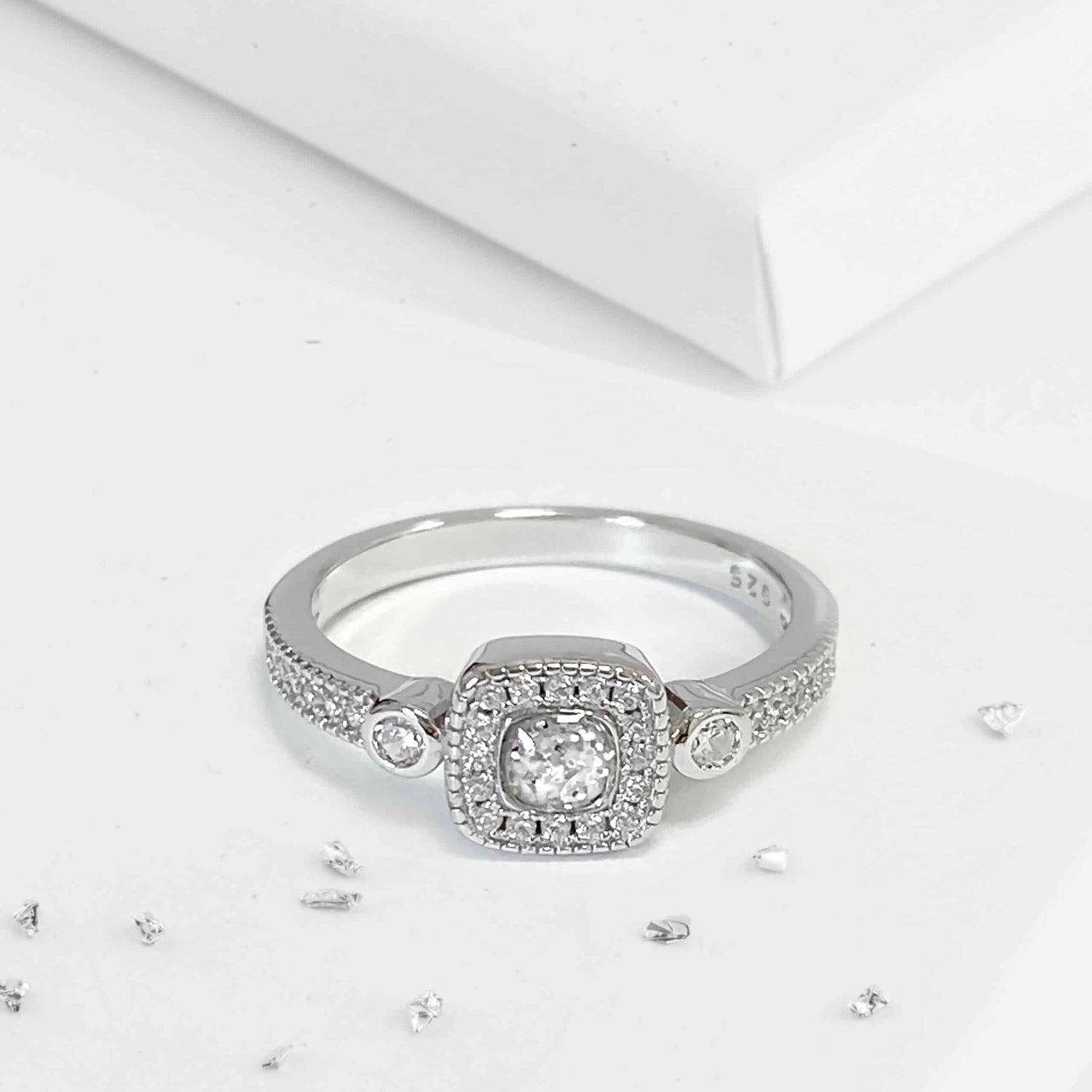 Square crystal cluster ashes or hair inlaid ring