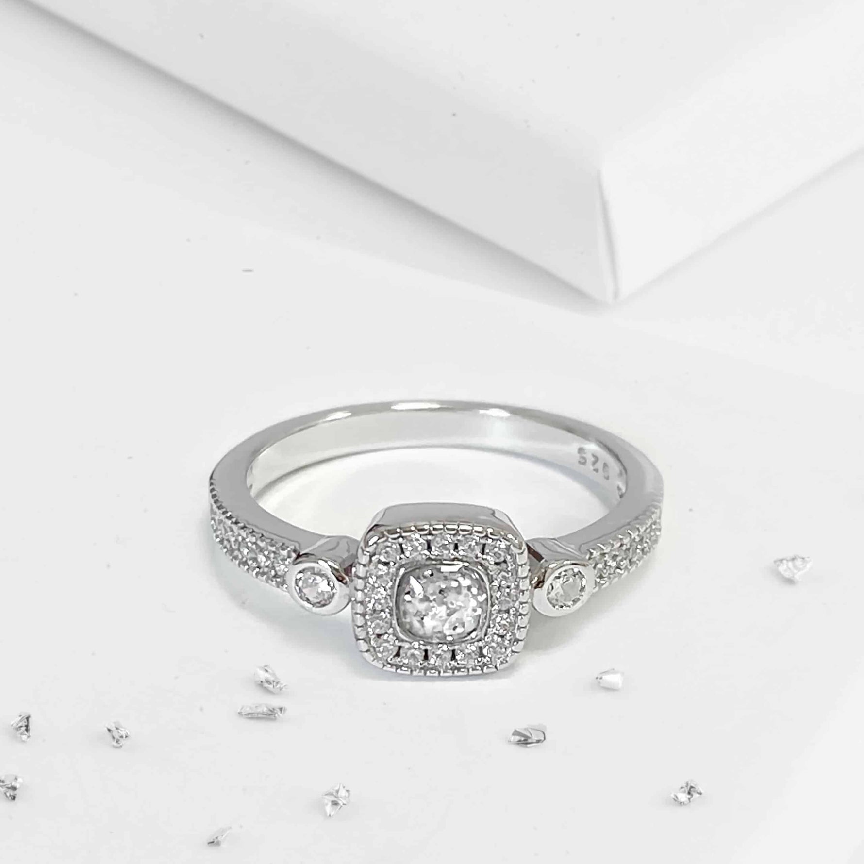 Square crystal cluster ashes or hair inlaid ring