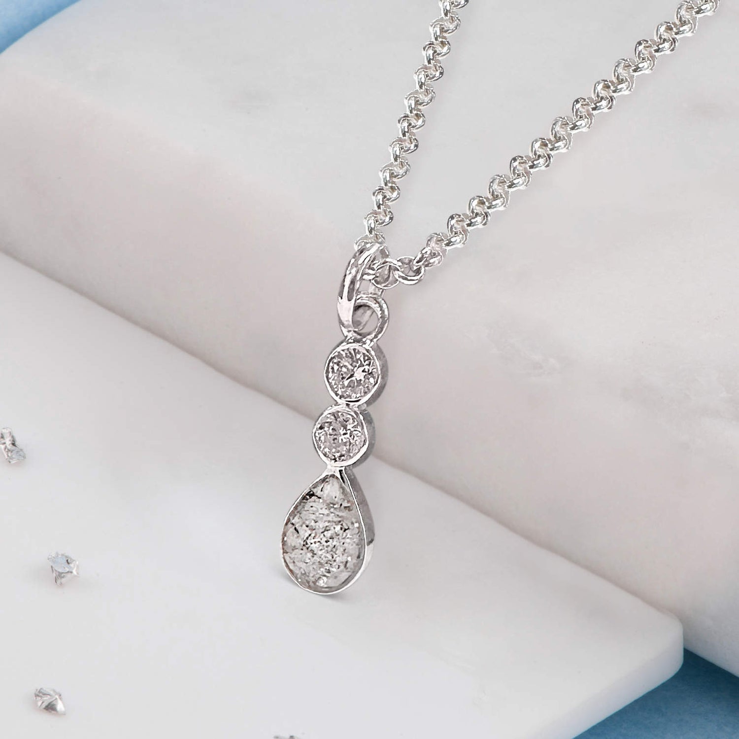 Teardrop Double Crystal Ashes Inlaid Drop Pendant