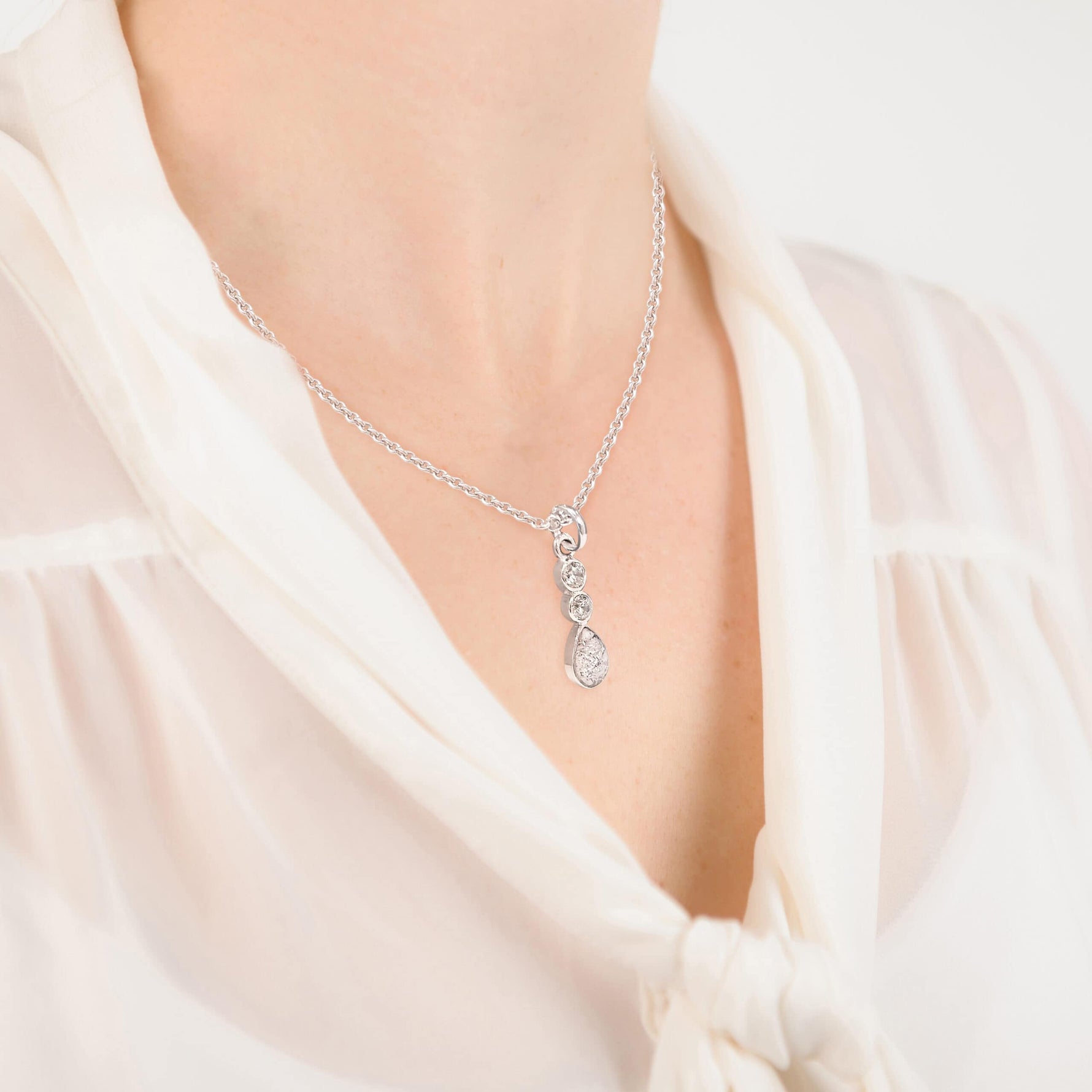 Teardrop Double Crystal Ashes Inlaid Drop Pendant
