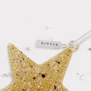 star tree decoration gold with tag