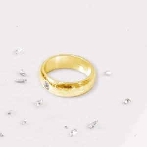 Gold Resin Gem Inlaid Planished Ring