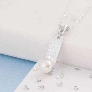 Ashes or Hair Imprinted Oblong Pendant With White Cultured Pearl